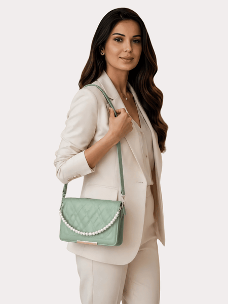 Elegant Pearl Chain Crossbody Handbag